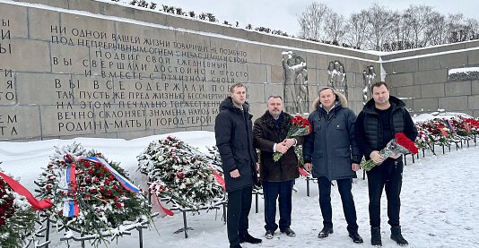 Коллектив «Строительного треста» чтит память жертв блокады Ленинграда